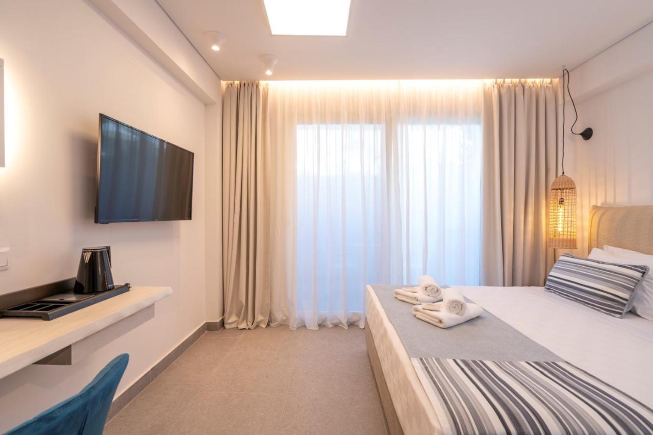 Mirablue Luxury Residences (Adults Only) Pefkochori Extérieur photo