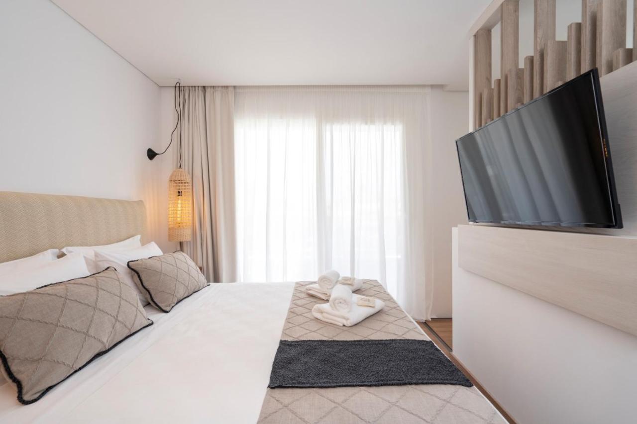 Mirablue Luxury Residences (Adults Only) Pefkochori Extérieur photo