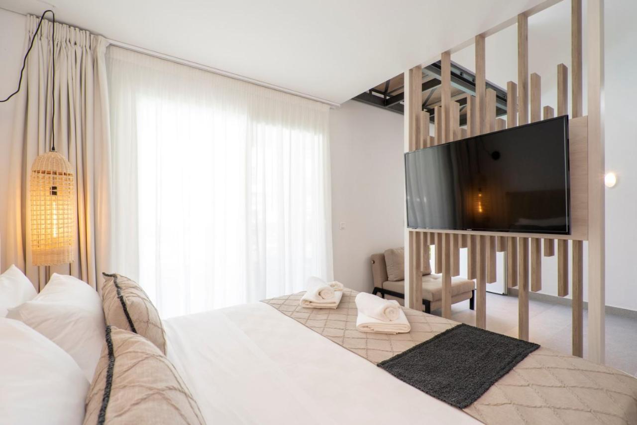 Mirablue Luxury Residences (Adults Only) Pefkochori Extérieur photo