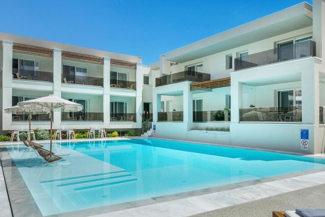 Mirablue Luxury Residences (Adults Only) Pefkochori Extérieur photo